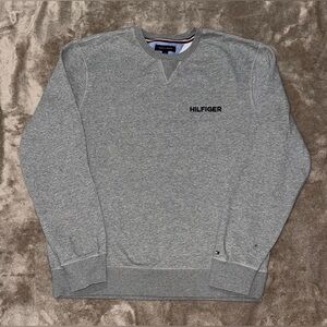 TOMMY HILFIGER Men’s Crew Neck Sweatshirt in Gray Size XL